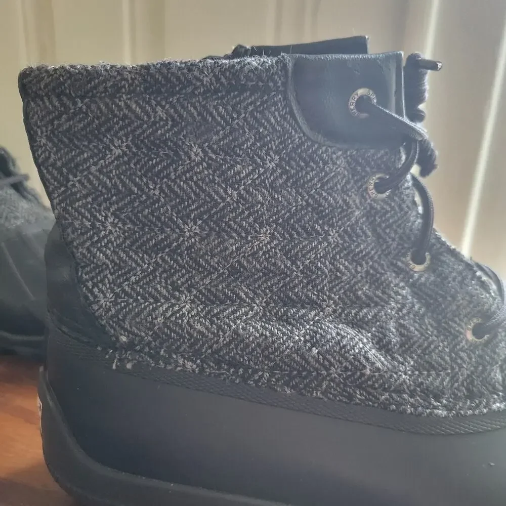 Size 10 Sperry black & gray winter duck boots, wool blend uppers